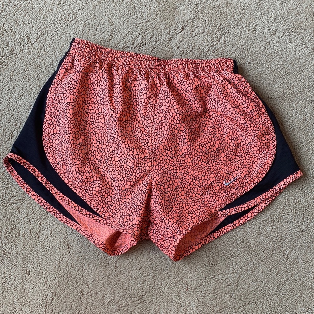 Nike dri- fit work out shorts with inner liner